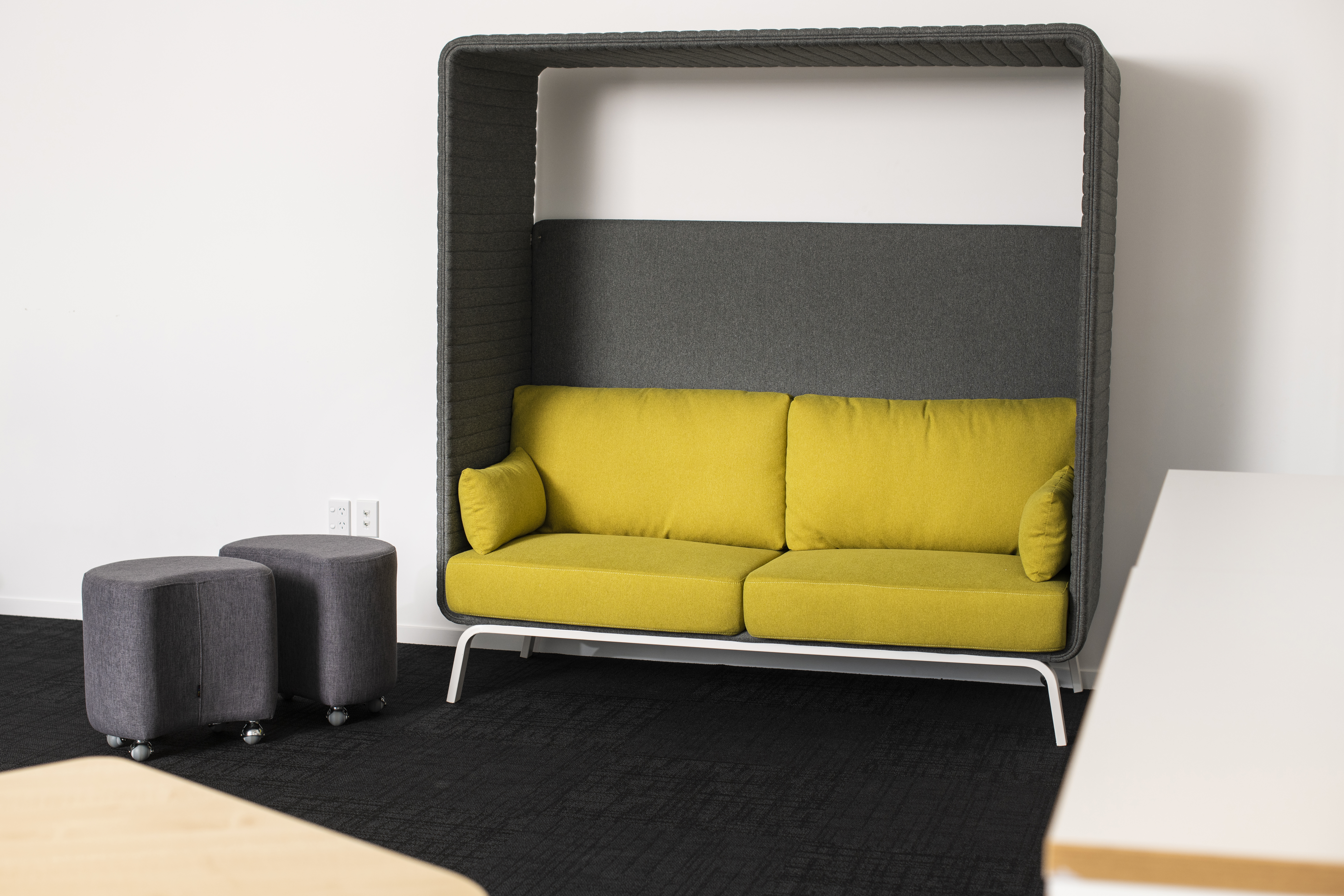 3 Seater Focus Booth - Image 3