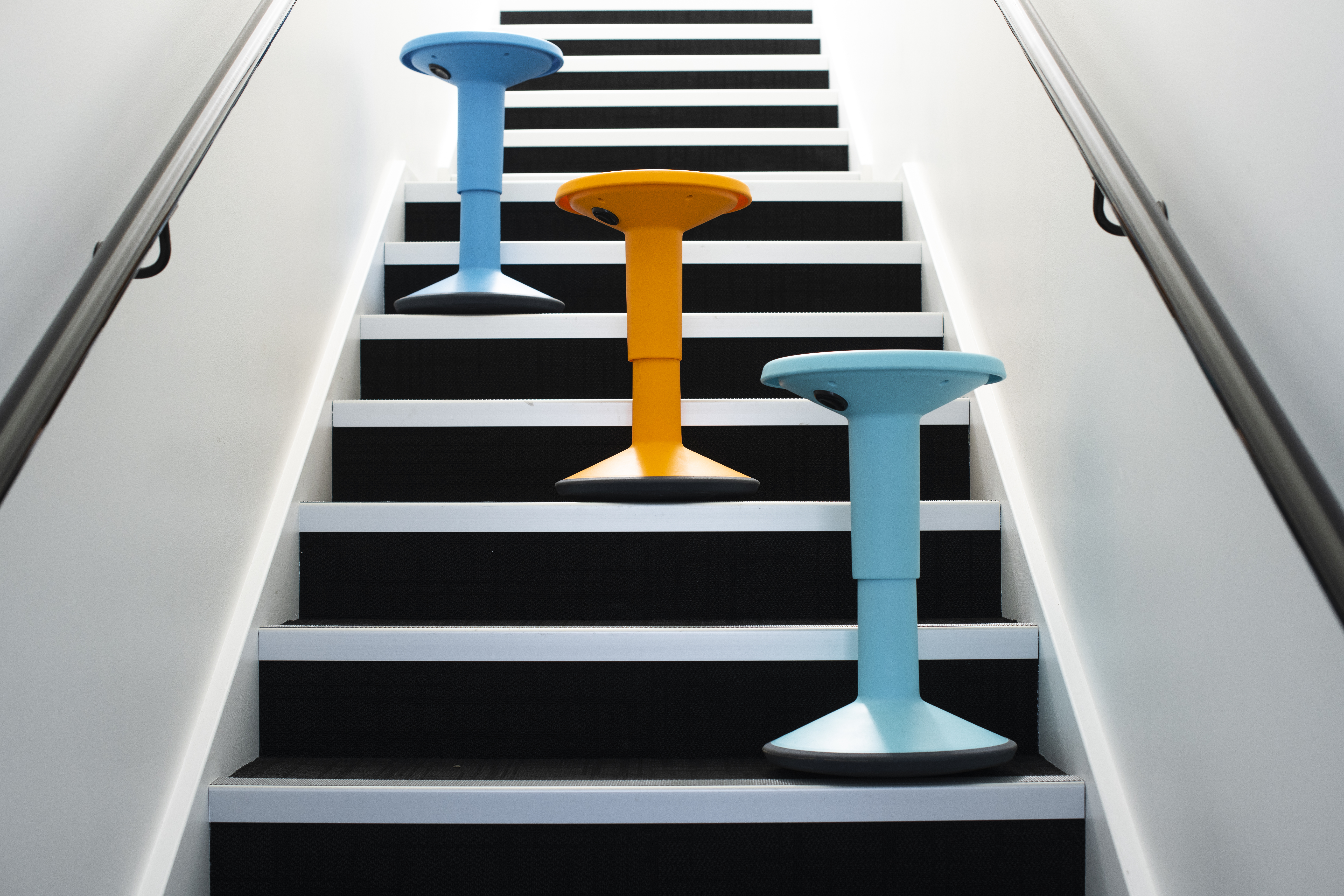 Wobble Stool (Height Adjustable) - Image 2